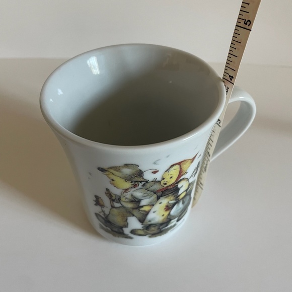 M.J. Hummel Mugs Hansel and Gretel + Honey Lovers - Picture 11 of 14